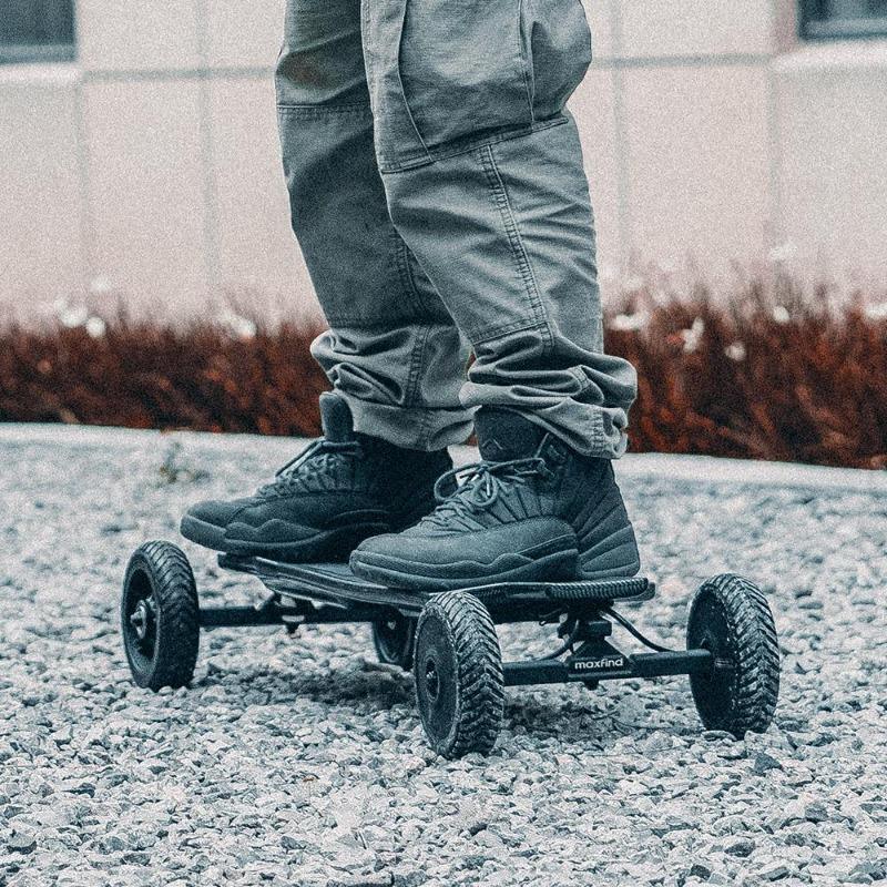 Electric Skateboards vs. Electric Longboards: Which Is Right for You? - eBike Haul