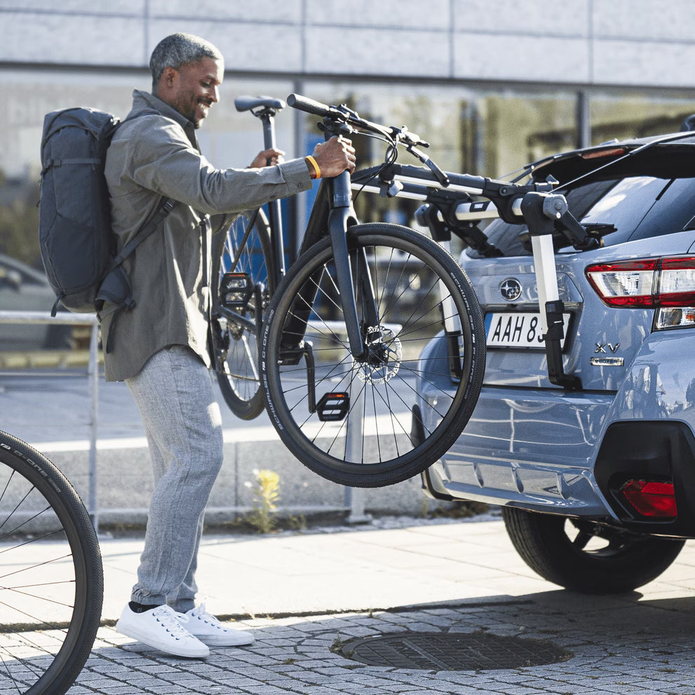Thule Outway Hanging Trunk Rack - 2-Bike