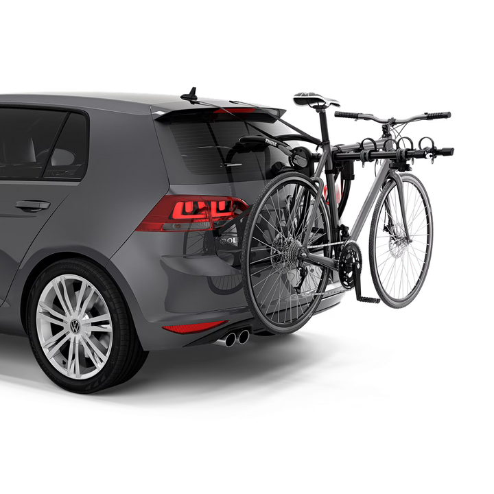 Thule Gateway Pro 3 Trunk Rack: 3-Bike