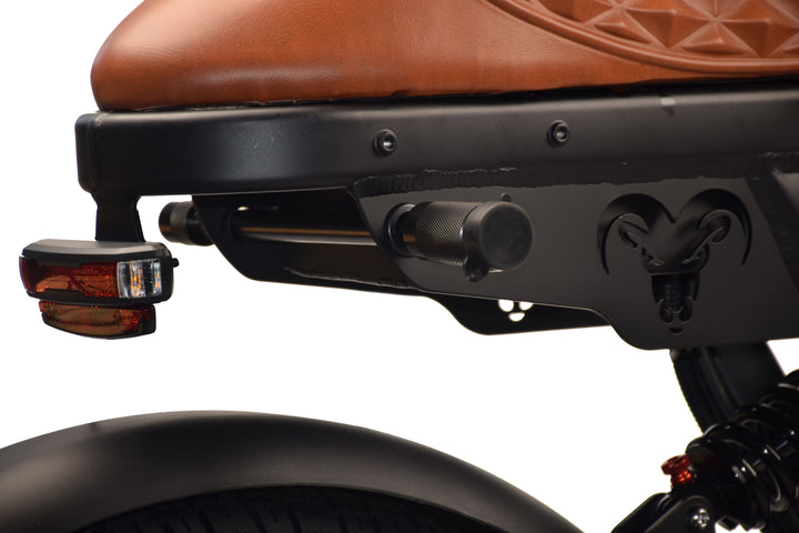 Goat Power Motor Goat V3 Electric Bike 3000W 50MPH Moped Style Ebike Moped-Style Electric Bikes Pedals 21
