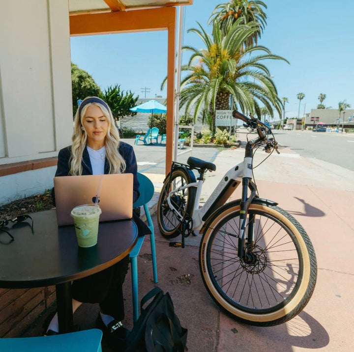 VTUVIA Zeal XT8 Commuter Electric Bikes Glacier White 4